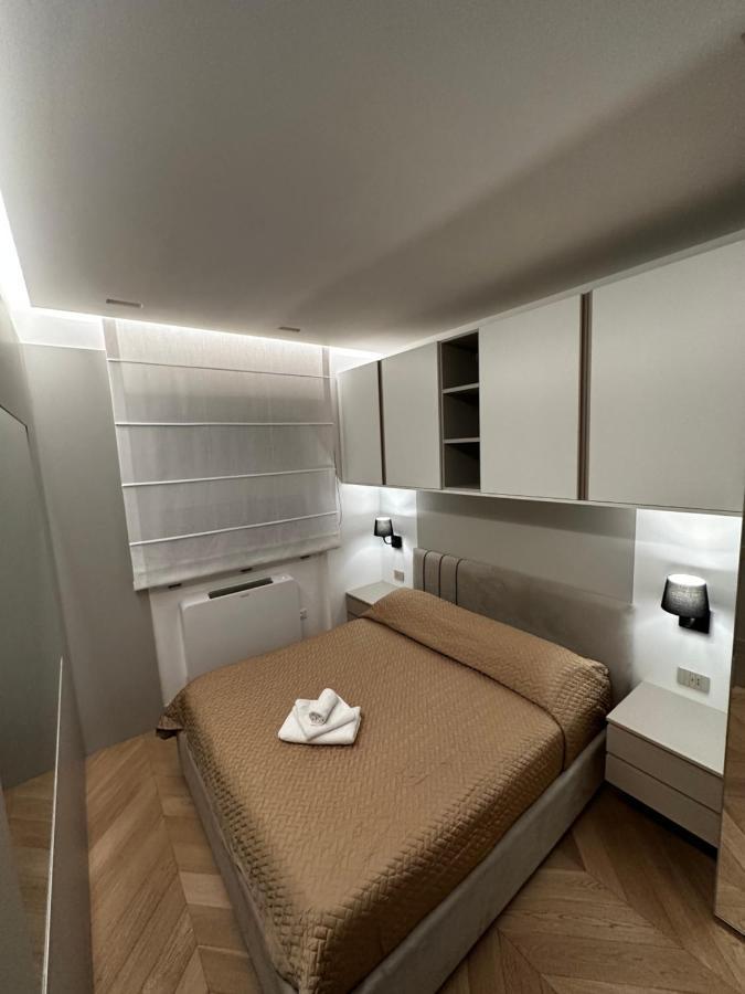 Apartament Bilocale Luxury A 50 Mt Dalla Stazione Di Milano Zewnętrze zdjęcie