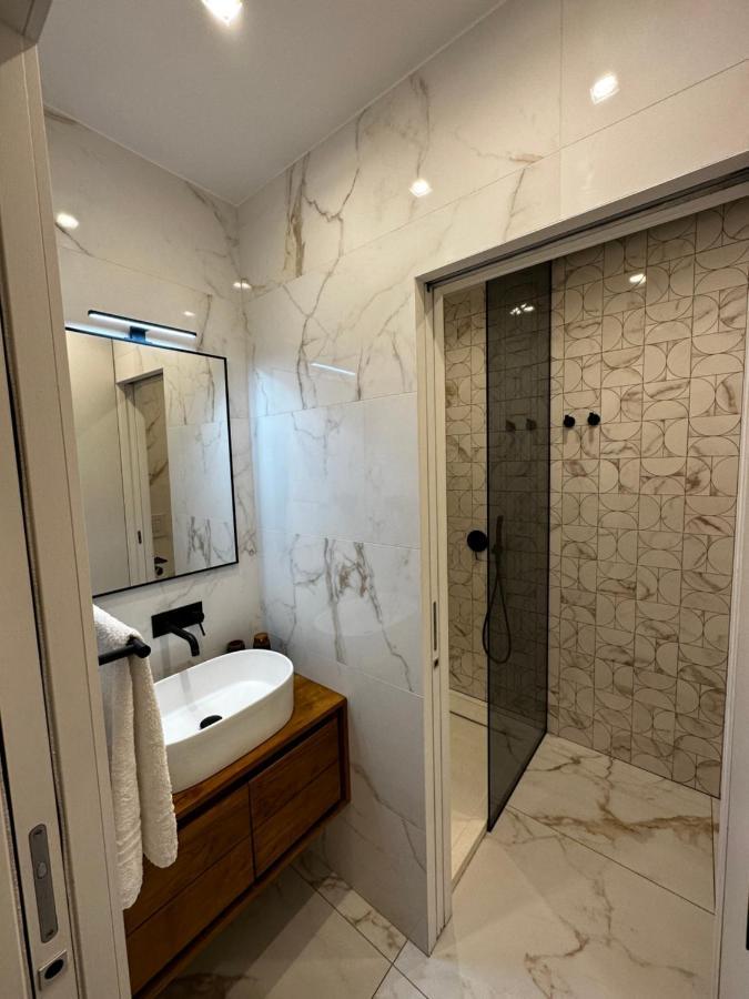 Apartament Bilocale Luxury A 50 Mt Dalla Stazione Di Milano Zewnętrze zdjęcie